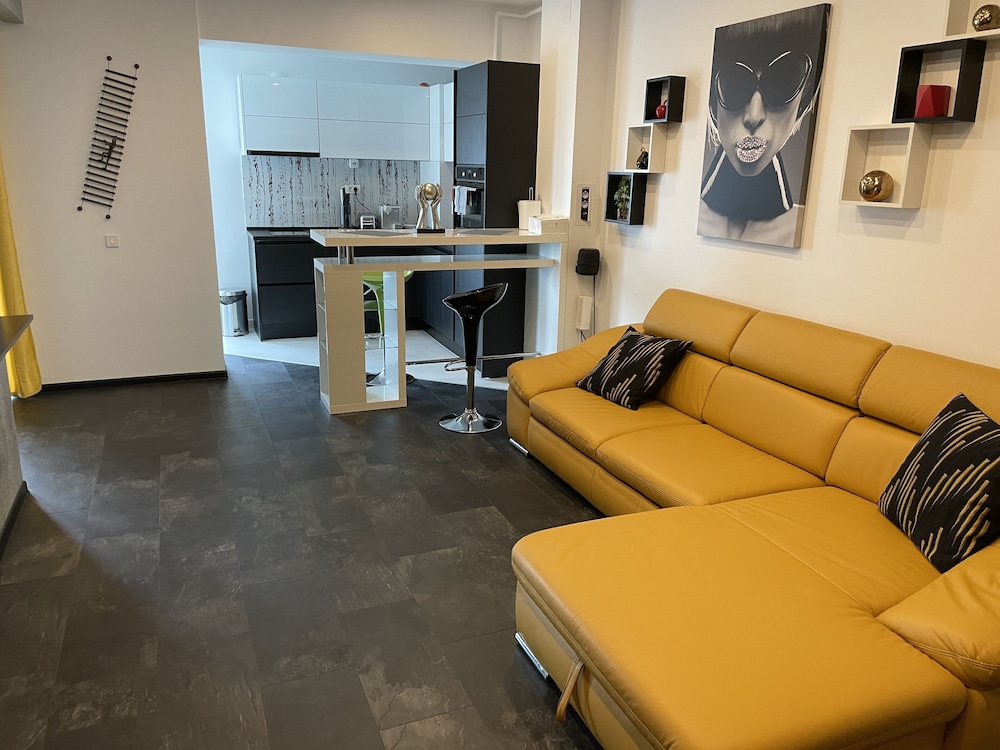 Fancy Westpark 2 Residence Lake View W7