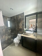 VANESSA 42 Suites - 5Th. Ave