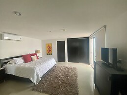 VANESSA 42 Suites - 5Th. Ave