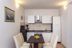 Nila's Place