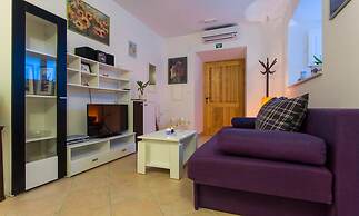 Nila's Place