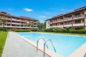 Casa Fiorita Pool and Lake