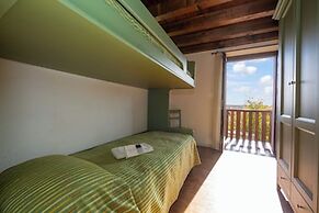 Liano Iris - Terrace & parking place