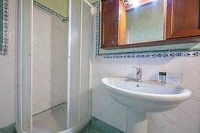 Liano Iris - Terrace & parking place