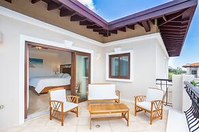 1111 Pearl Court at Pristine Bay