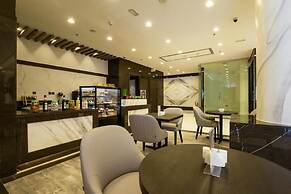 TIME Onyx Hotel Apartment