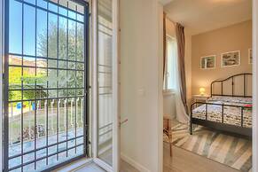 Maison Fleurie Apartments