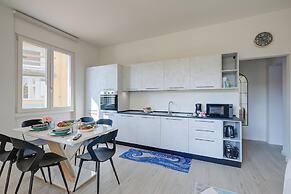 Maison Fleurie Apartments