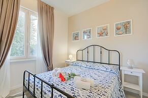Maison Fleurie Apartments