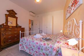 Maison Fleurie Apartments