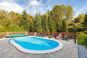 Chalet Zavrh with Private Heated Pool