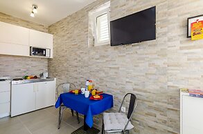 Miracle Apartments