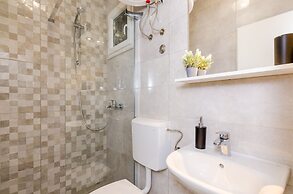 Miracle Apartments