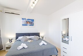 Miracle Apartments