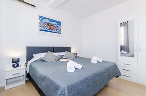 Miracle Apartments