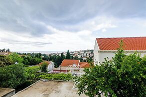Miracle Apartments