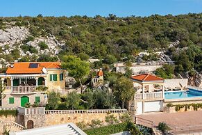 Breathtaking Panorama Villa Vese