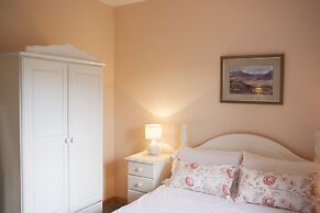 Inviting 4-bed House in Strokestown