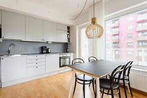 City Living Umami