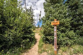 Treehouse #305, Building D by Summit County Mountain Retreats