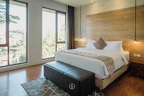 Anindya Hill View 7BR Villa a Private Heated Pool