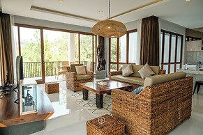 Anindya Hill View 7BR Villa a Private Heated Pool