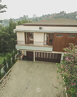 Anindya Hill View 7BR Villa a Private Heated Pool