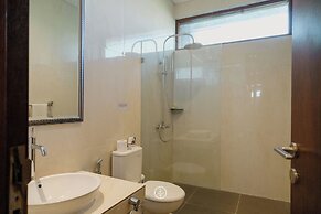 Anindya Hill View 7BR Villa a Private Heated Pool