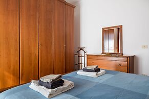 Parma A due passi dall'Ospedale Apartment