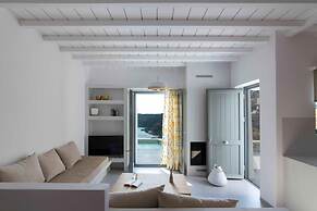 Helios Villa With Private Pool and Sea View 96m