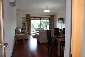 Charming 3-bed Apartment in Albufeira