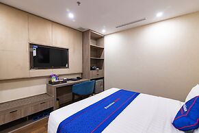 Sunshine Hotel