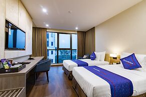 Sunshine Hotel