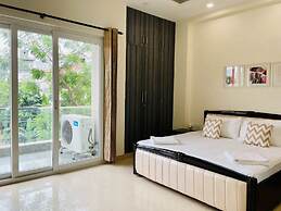 Olive Service Apartments - DLF Cyber City