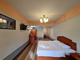 Phu Nga Hotel