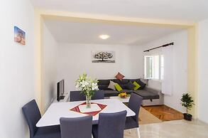 Villa Dalmatian Gem
