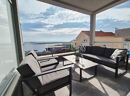 Apartments Lavilla