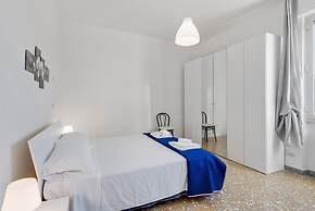 Lulli Cozy Apartment with Balcony