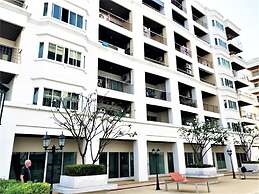 Platinum Suites Studio Condo Jomtien