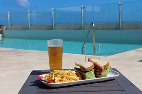 Residence Inn by Marriott Cancun Hotel Zone