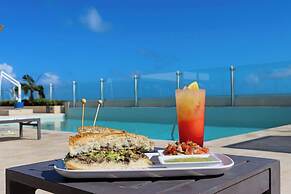Residence Inn by Marriott Cancun Hotel Zone