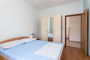 Apartments Marina