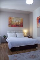 Aheste_simple Sea View Flat in Lovely Old Town