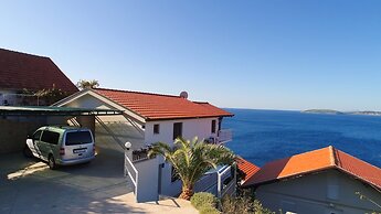 Seaside Apartments Hrkac