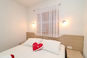 Seaside Apartments Hrkac