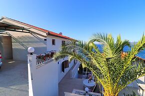 Seaside Apartments Hrkac