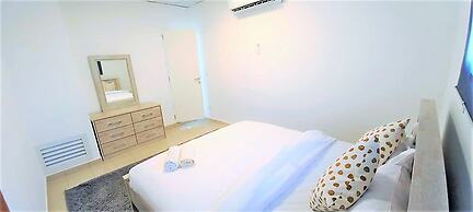 Fairways Villa at Al Hamra Village