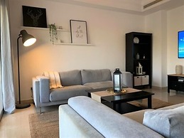 Fairways Villa at Al Hamra Village
