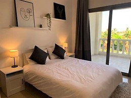 Fairways Villa at Al Hamra Village