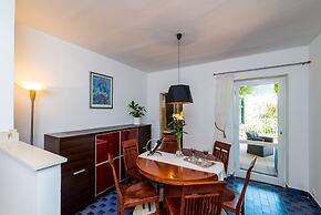 Apartment Valonija